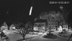 Náměstí, Hrad a Trůba