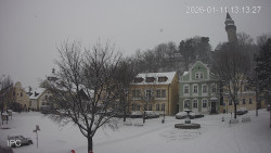 Náměstí, Hrad a Trůba