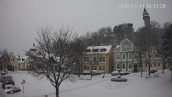 Náměstí, Hrad a Trůba