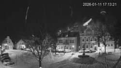 Náměstí, Hrad a Trůba