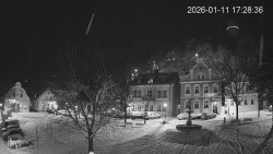 Náměstí, Hrad a Trůba