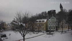 Náměstí, Hrad a Trůba