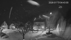 Náměstí, Hrad a Trůba