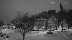 Náměstí, Hrad a Trůba