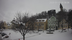 Náměstí, Hrad a Trůba