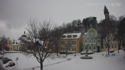 Náměstí, Hrad a Trůba