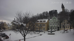 Náměstí, Hrad a Trůba