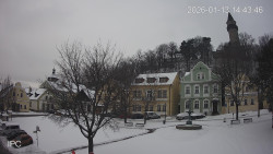 Náměstí, Hrad a Trůba