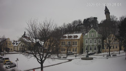 Náměstí, Hrad a Trůba