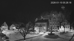 Náměstí, Hrad a Trůba