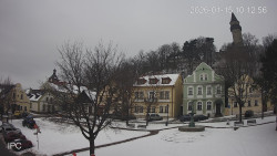 Náměstí, Hrad a Trůba