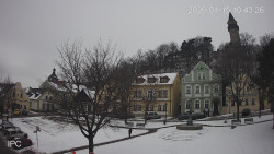 Náměstí, Hrad a Trůba