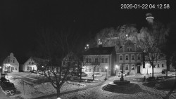 Náměstí, Hrad a Trůba