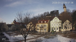 Náměstí, Hrad a Trůba