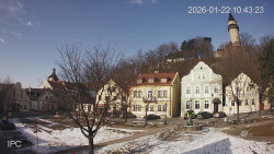 Náměstí, Hrad a Trůba