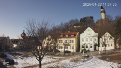 Náměstí, Hrad a Trůba