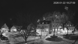 Náměstí, Hrad a Trůba