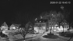 Náměstí, Hrad a Trůba