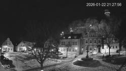 Náměstí, Hrad a Trůba