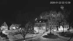 Náměstí, Hrad a Trůba