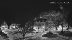 Náměstí, Hrad a Trůba