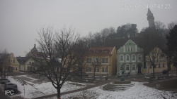 Náměstí, Hrad a Trůba