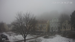 Náměstí, Hrad a Trůba