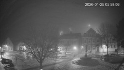 Náměstí, Hrad a Trůba