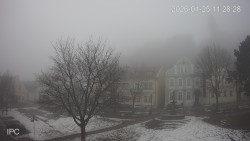 Náměstí, Hrad a Trůba