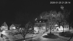 Náměstí, Hrad a Trůba