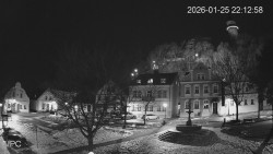 Náměstí, Hrad a Trůba