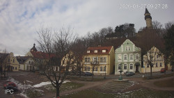 Náměstí, Hrad a Trůba