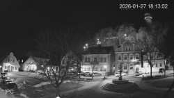 Náměstí, Hrad a Trůba