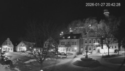 Náměstí, Hrad a Trůba