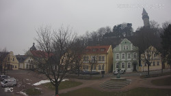 Náměstí, Hrad a Trůba