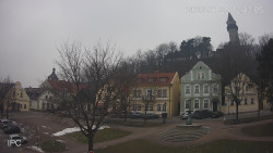 Náměstí, Hrad a Trůba