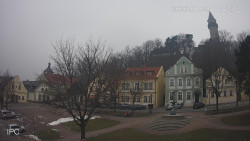 Náměstí, Hrad a Trůba