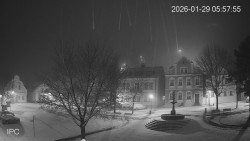 Náměstí, Hrad a Trůba