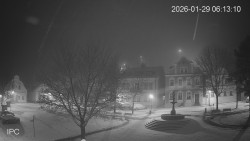 Náměstí, Hrad a Trůba