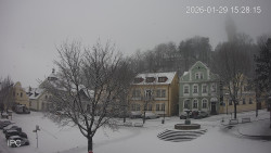 Náměstí, Hrad a Trůba