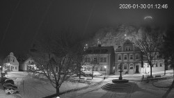 Náměstí, Hrad a Trůba