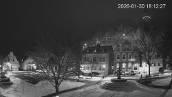 Náměstí, Hrad a Trůba