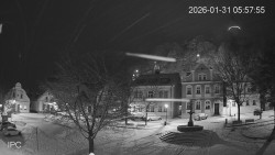 Náměstí, Hrad a Trůba