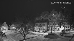 Náměstí, Hrad a Trůba