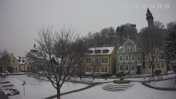 Náměstí, Hrad a Trůba