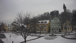 Náměstí, Hrad a Trůba