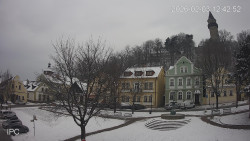 Náměstí, Hrad a Trůba