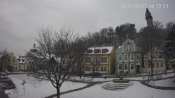 Náměstí, Hrad a Trůba