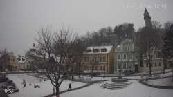 Náměstí, Hrad a Trůba