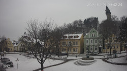 Náměstí, Hrad a Trůba